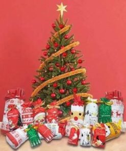 Savelkamie Ziemassvētku dāvanu maisiņi